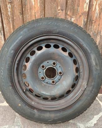 Set cerchi e gomme invernali  185/65/15