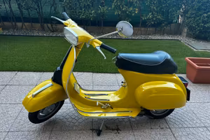 Vespa special 50