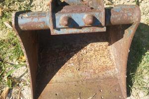 benne escavatore Volvo ec 25