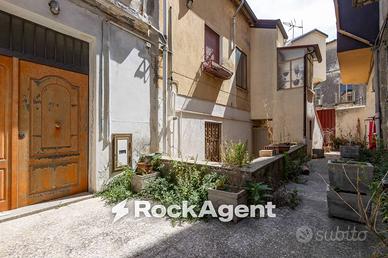 Appartamento di 80 m² con 3 locali a Catanzaro