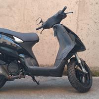 Piaggio nrg mc2 -50 cc a liquido