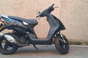 Piaggio nrg mc2 -50 cc a liquido