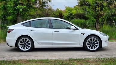 TESLA Model 3 RWD Standard Range Plus LFP