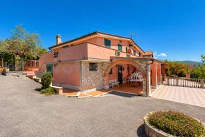 Villa bifamiliare Fiuggi [Cod. rif V6007VRG]
