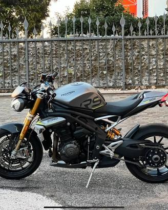 Triumph speed triple 1200 RS