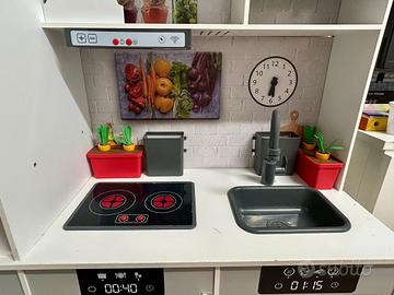 Cucina giocattolo