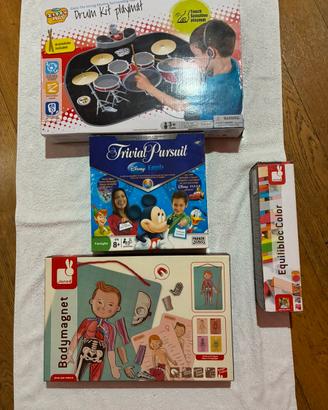 Giochi bambini Janod + Trivial Pursuit Disney  ..