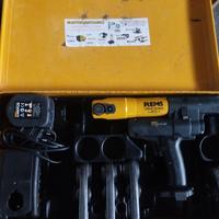 Pressatrice mini Rems