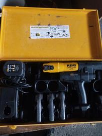 Pressatrice mini Rems