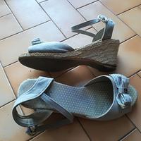 sandali con zeppa in corda e cinturino