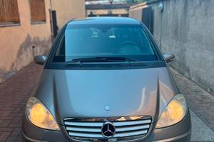 MERCEDES BENZ A150
