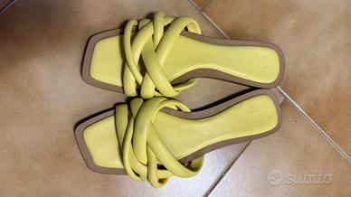 Sandali ciabattine Zara giallo pastello