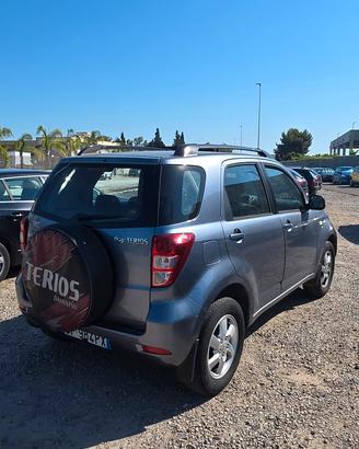 Toyota rush terios Daihatsu 1.5 gpl 4x4