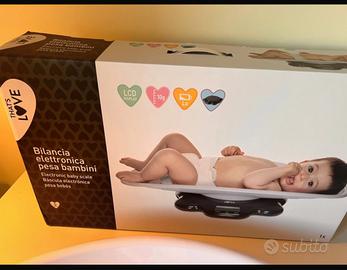 Bilancia pesa bambino