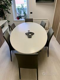 tavolo  ovale 8 sedie