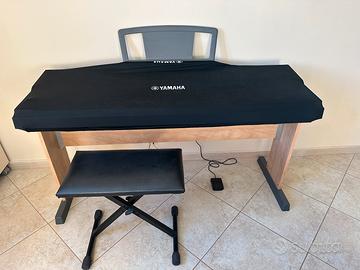 Pianola digitale Yamaha DGX-630 YPG-635