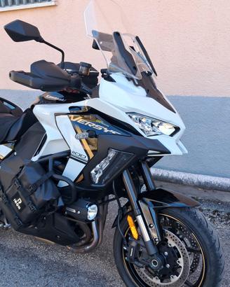 Kawasaki versys 1100
