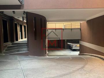Box / Garage di 18 m² a Milano