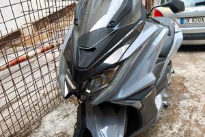 Kymco AK550