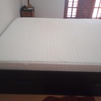 letto matrimoniale con cassettoni