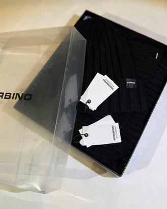 Sciarpa e cappello sorbino lana nero