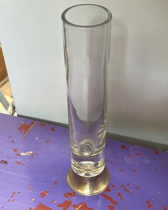 vaso a colonna in cristallo su base argento 800
