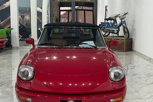 Alfa Romeo Spider 2.0i