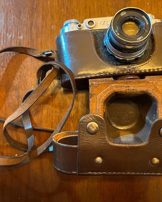 Fotocamera a pellicola FED 2 sovietica