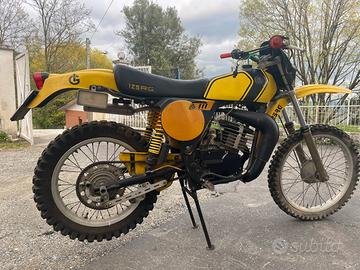Cross Gloria intramotor 125