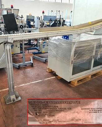 Nastrino usato per confezioni con slitta d'uscita