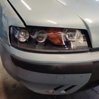 Proiettore destro FIAT PUNTO 2 del 2002