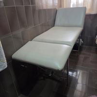 Lettino fisso per massaggi estetici/medici Lettiga