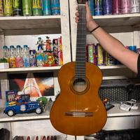 Chitarra classica yamaha