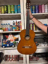 Chitarra classica yamaha