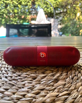 Beats Pill