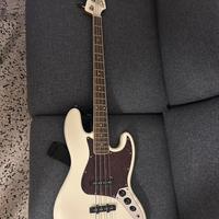 Fender squier jazz bass