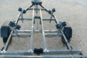 Carrello da sistemare revisionato per barca