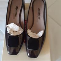 Scarpe Melluso nere  eleganti