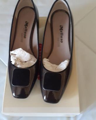 Scarpe Melluso nere  eleganti