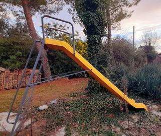 scivolo da giardino-piscina 
