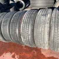 Gomme autocarro 245 70 17,5 usate