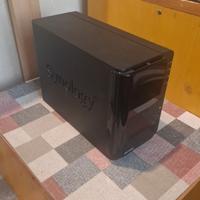 NAS SYNOLOGY 214 PLAY con 2 TB