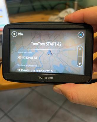 TomTom START 42 navigatore auto