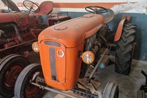 TRATTORE USATO D'EPOCA SAME PULEDRO 35 CAVALLI