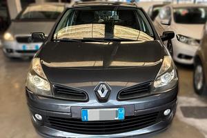 Renault Clio 1.2 16V SporTour GPL