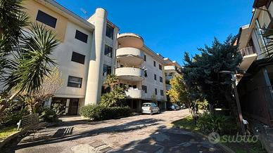Nocera inferiore - appartamento in parco -