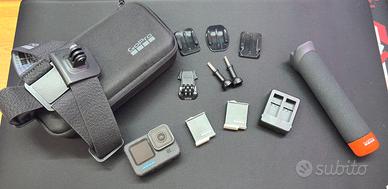 GoPro HERO 12 Black con accessori