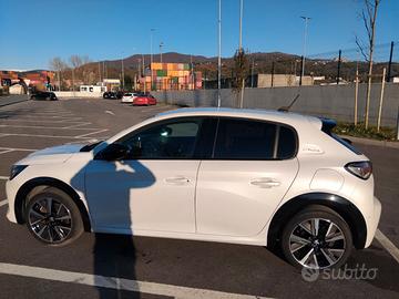 PEUGEOT 208 2ª serie - 2021