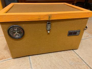 Incubatrice per Uccellini