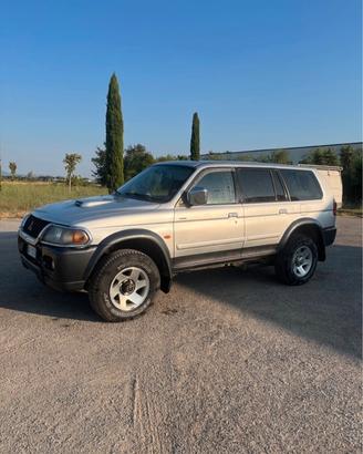 mitsubishi pajero sport 2003